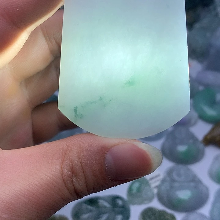 翡翠未镶嵌颈饰天然翡翠