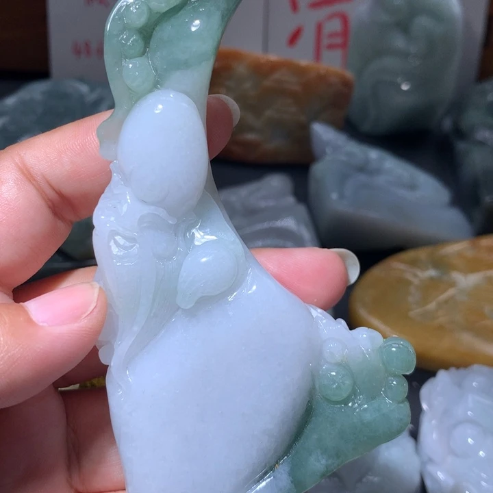 翡翠未镶嵌颈饰保真天然A货翡翠