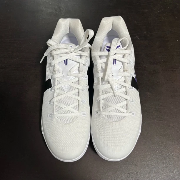 科9白紫 44码配原盒 成色很新