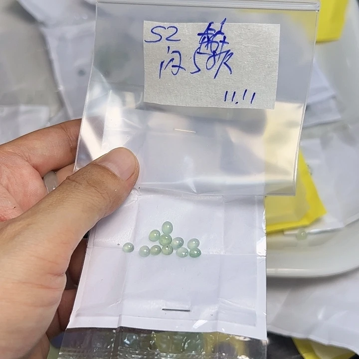 未镶嵌定制翡翠不