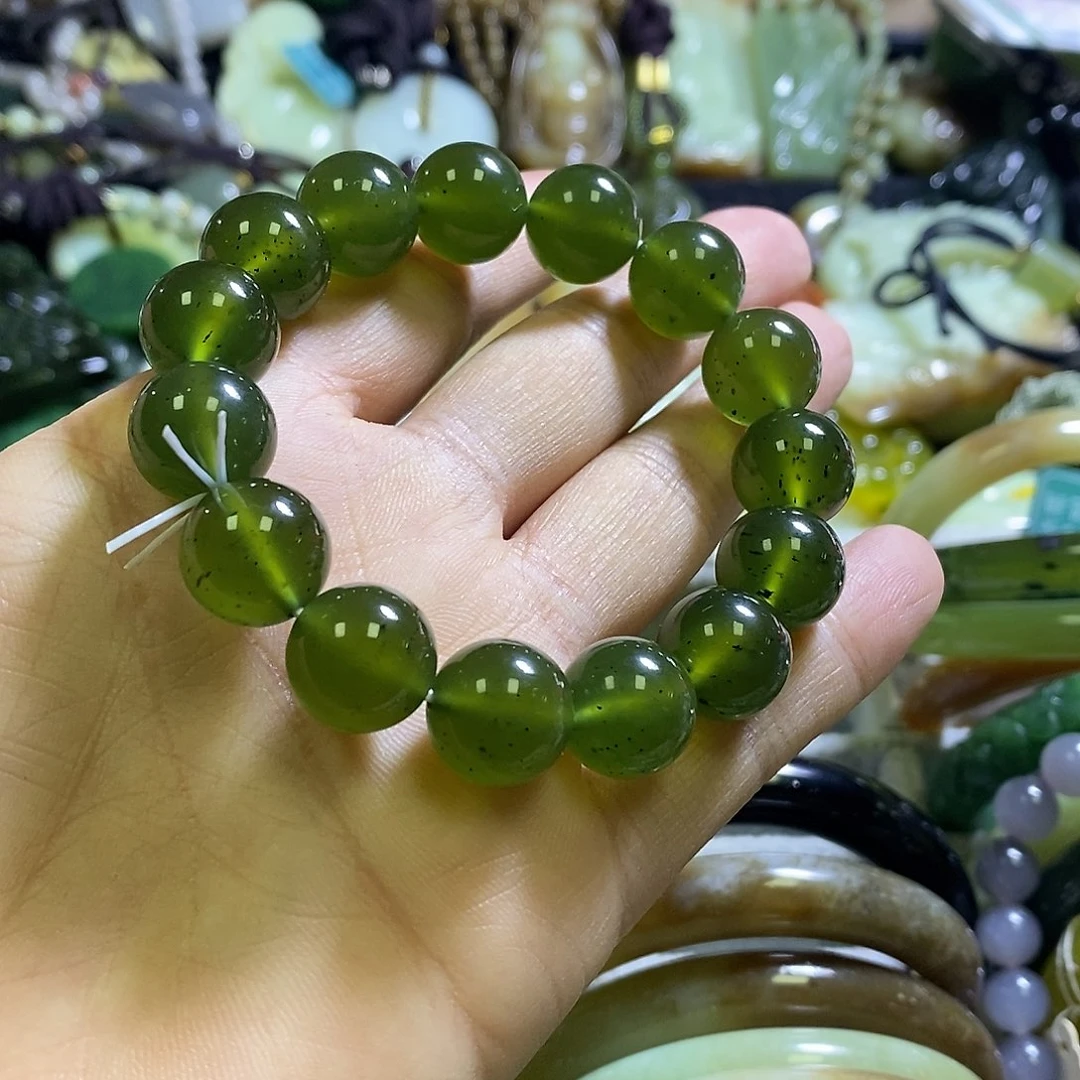 岫玉未镶嵌手链一个