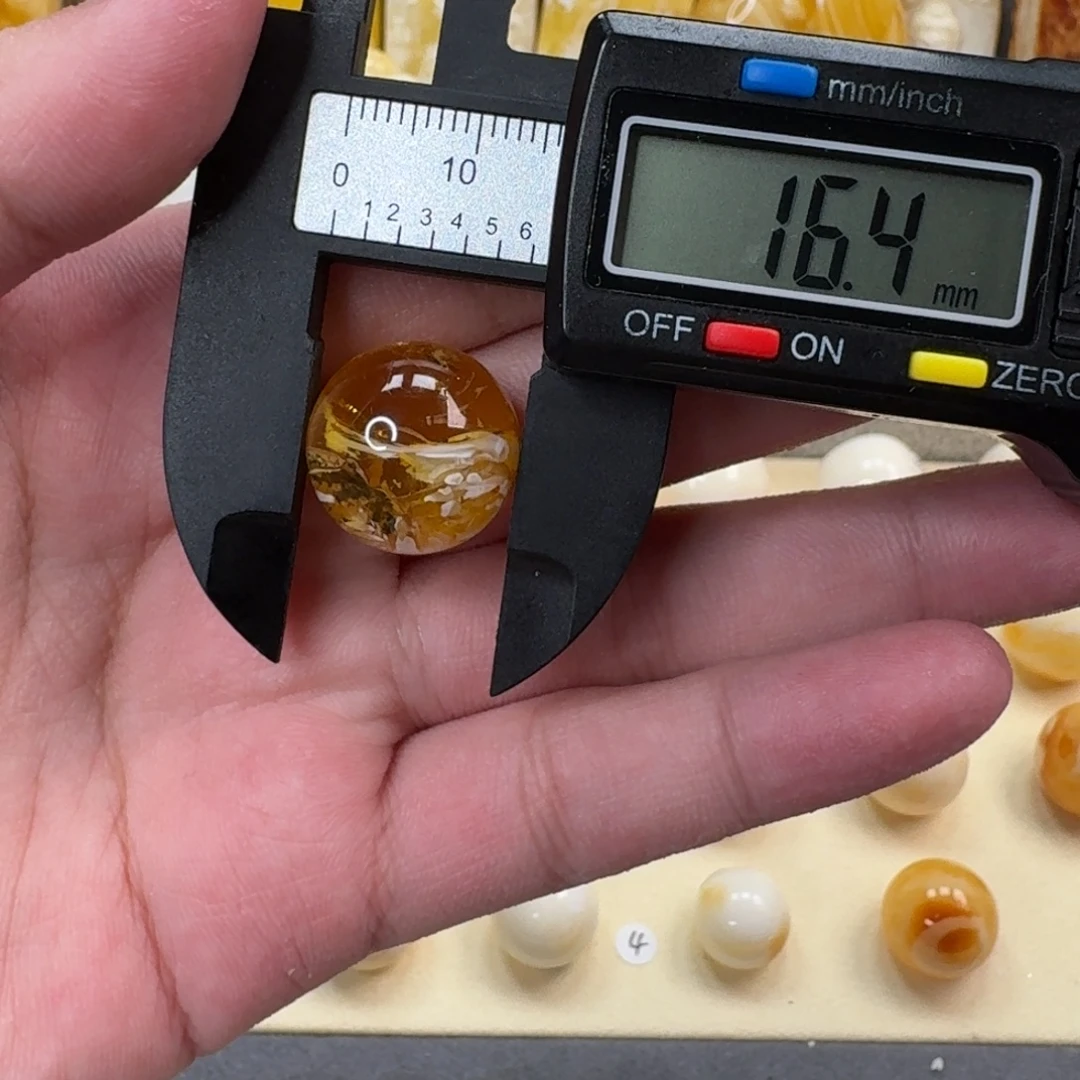 琥珀未镶嵌裸石圆珠