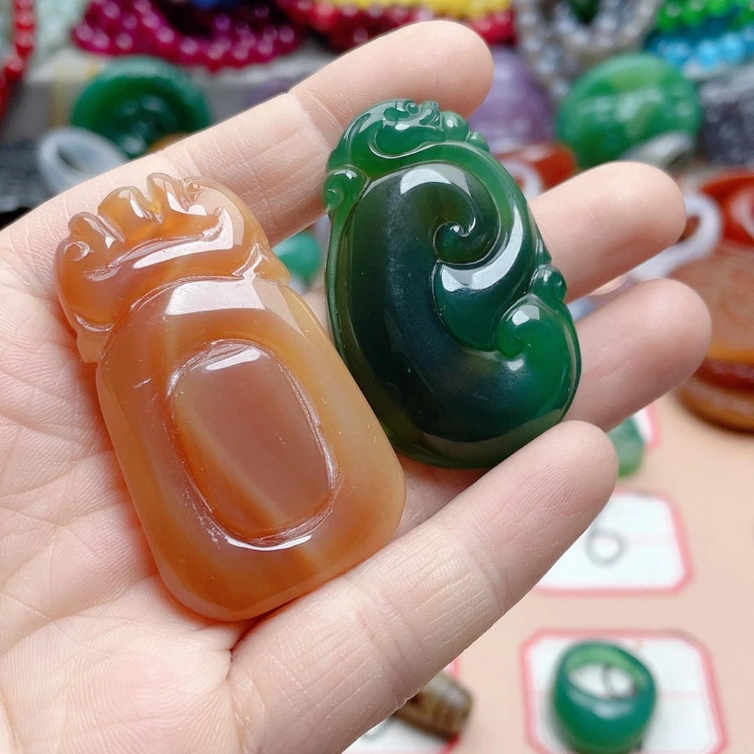 玛瑙/玉髓颈饰合金李****活