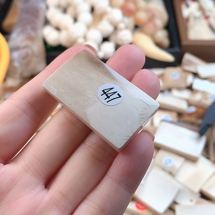 泥塑不打孔联系客服