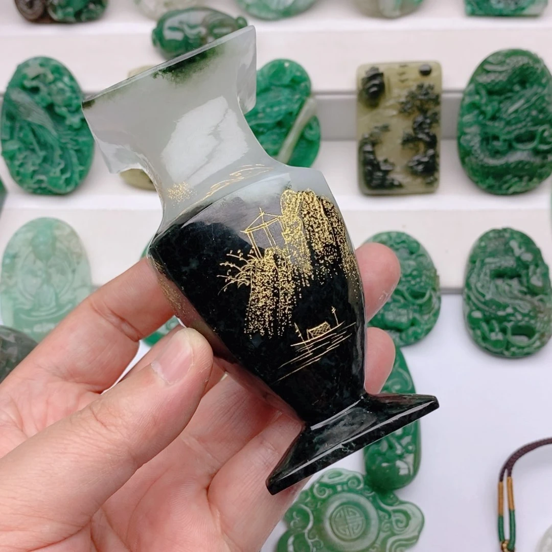 独山玉颈饰未镶嵌天**城