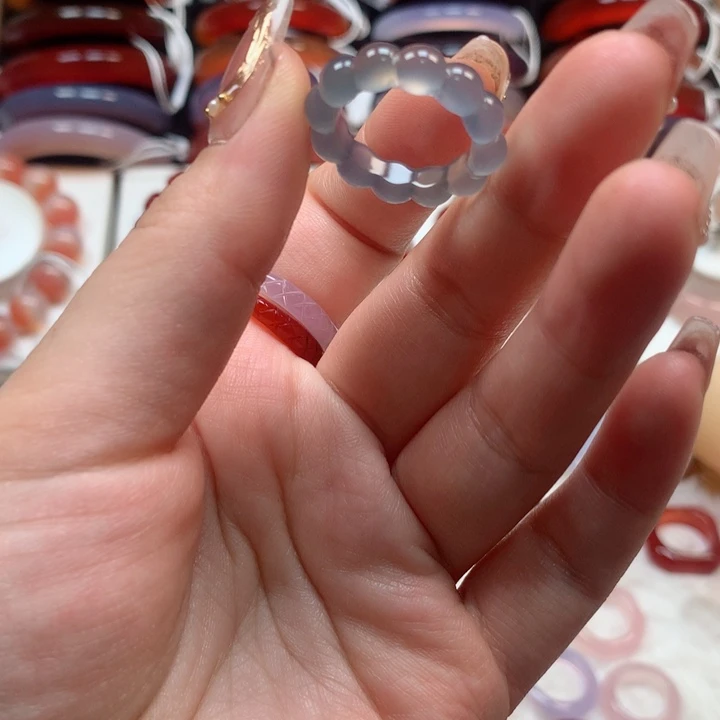 玛瑙/玉髓手镯未镶嵌一*叶