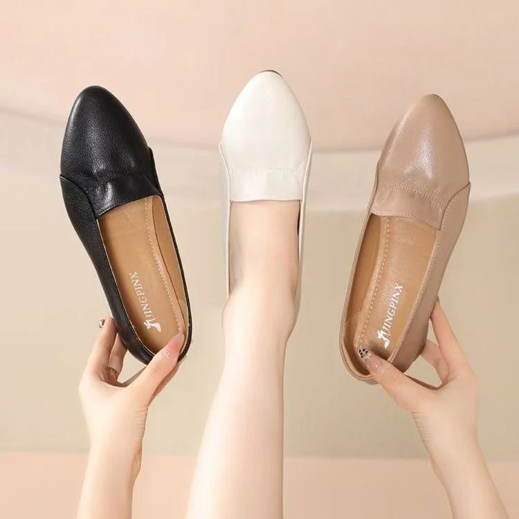 爆款软皮软底单鞋2025新款尖头平底浅口洋气皮鞋舒适百搭妈妈女鞋