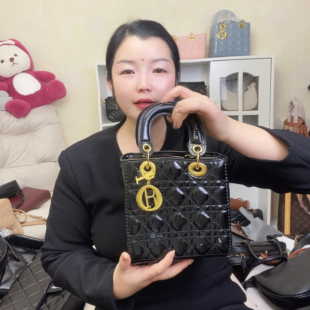 鱼皮（革）绵羊皮（革）羊剖层皮革牛剖层皮革羊皮（革）PU牛皮