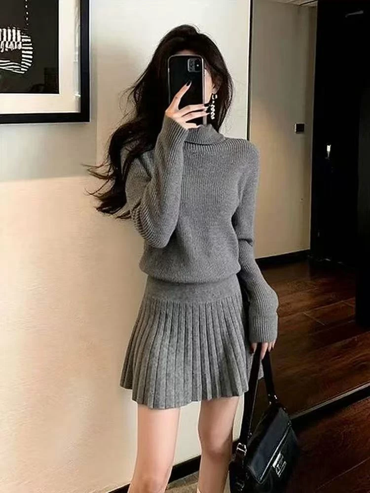 Z289冬季法式一整套穿搭高级感灰色高领毛衣百褶裙大方得体两件套