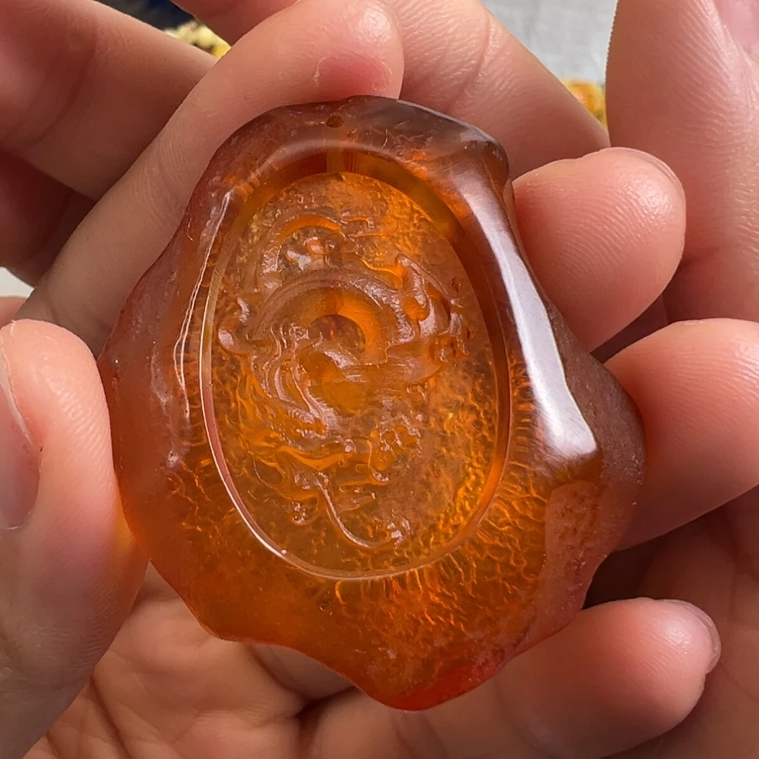 琥珀未镶嵌裸石琥珀