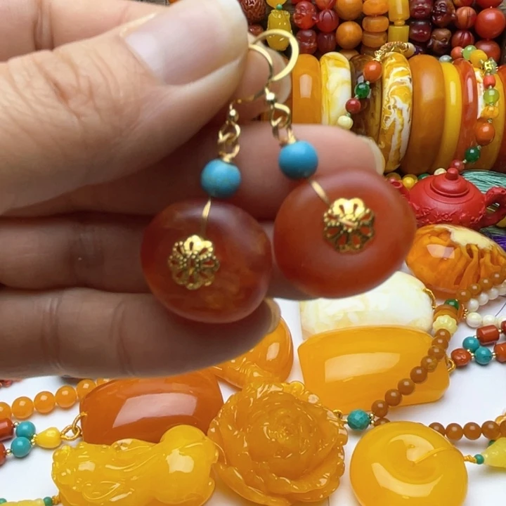 树脂制品4号扣子耳坠