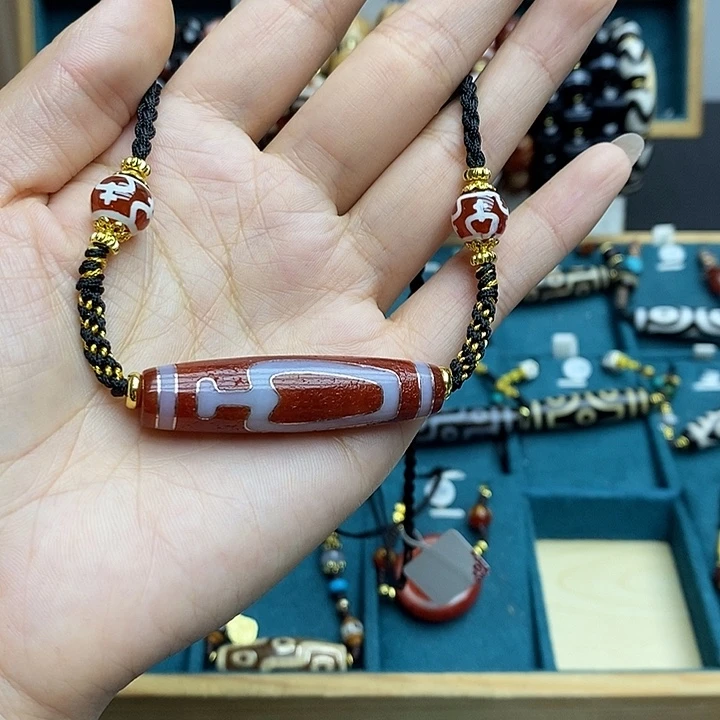 玛瑙/玉髓（覆膜）颈饰合金