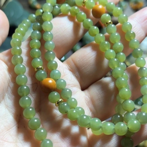 错***过未镶嵌岫岩老玉（透闪石质玉）挂件