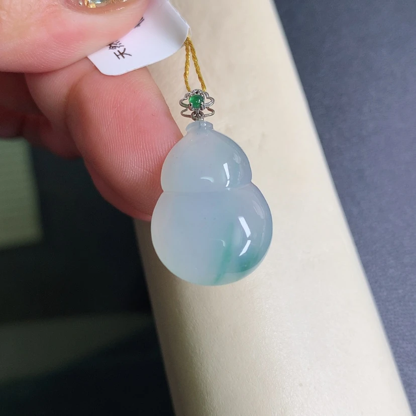 【闪购商品】翡翠颈饰18K金镶嵌葫芦