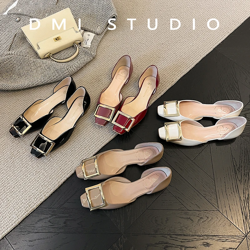 2025春夏新品 大象灰漆皮rv方扣中空单鞋女平底方头凉鞋女