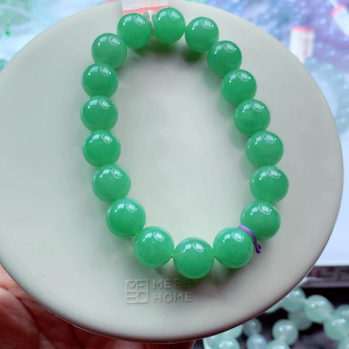 翡翠未镶嵌手链卡10.8