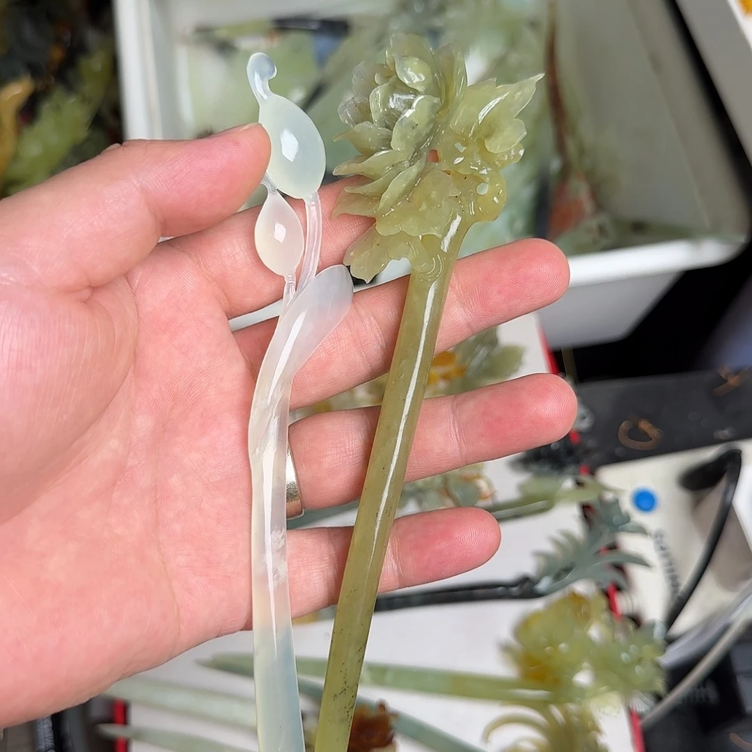 跟***贴未镶嵌蛇纹石玉发饰