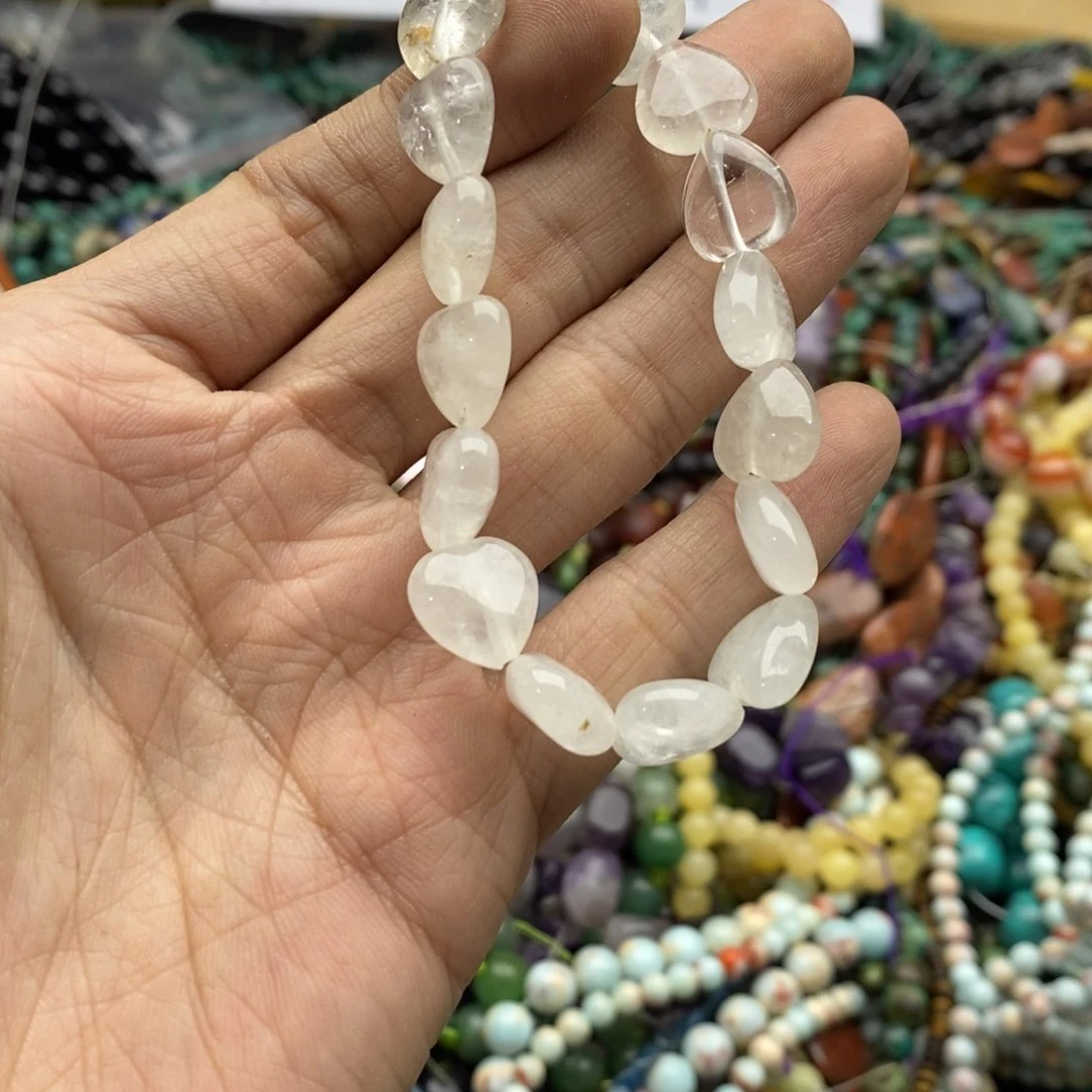 玛瑙/玉髓未镶嵌珠宝半成品一条白水晶桃心G421