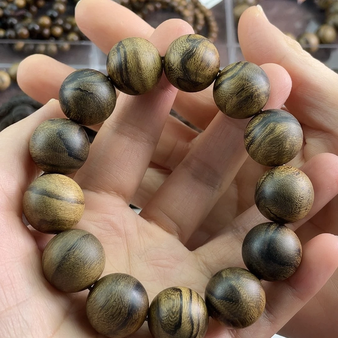 H***H沉香手串达拉干虎斑留疤