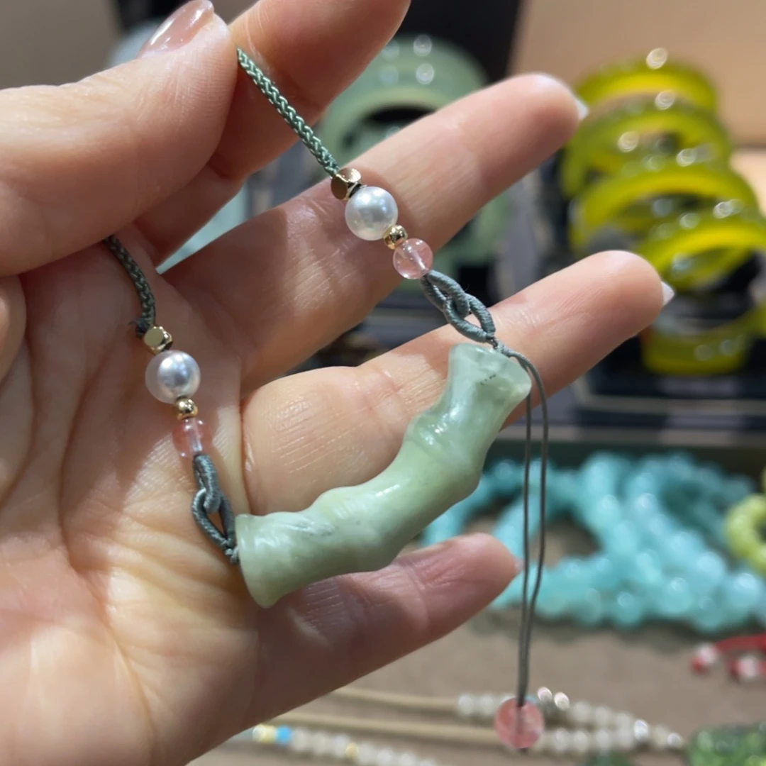 岫玉手镯未镶嵌手镯