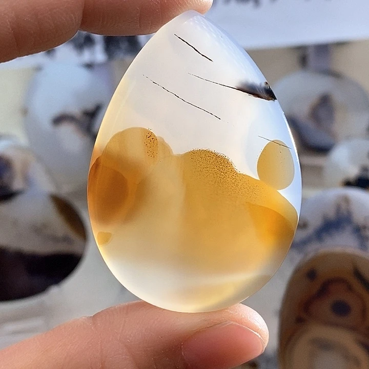 玛瑙/玉髓颈饰未镶嵌