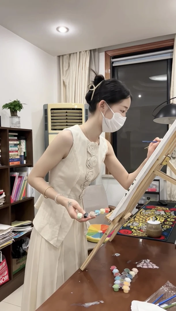 2025夏季新款松弛感老钱风女玫瑰无袖背心气质百搭A摆鱼尾裙套装