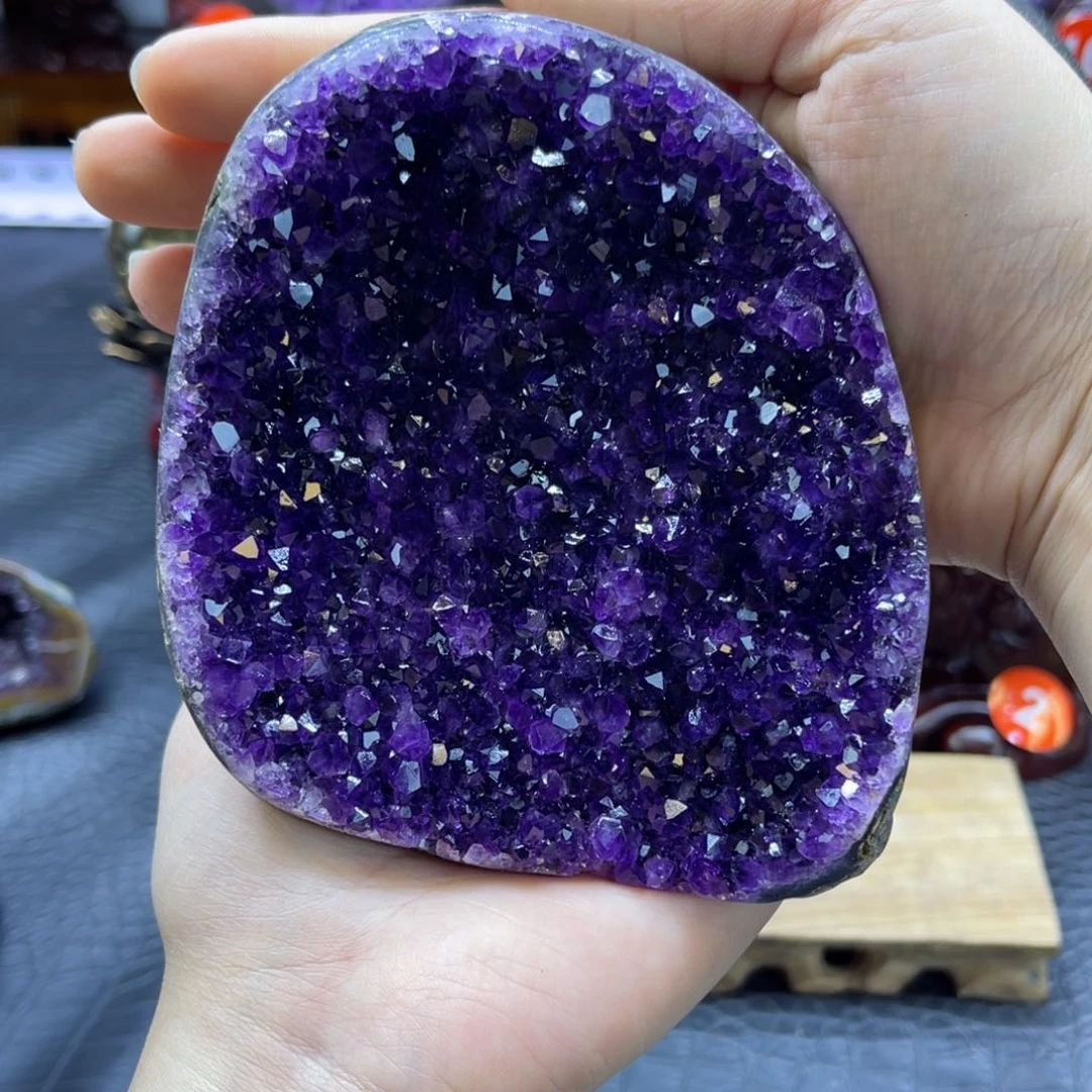 未镶嵌紫晶大型摆件（非配饰）