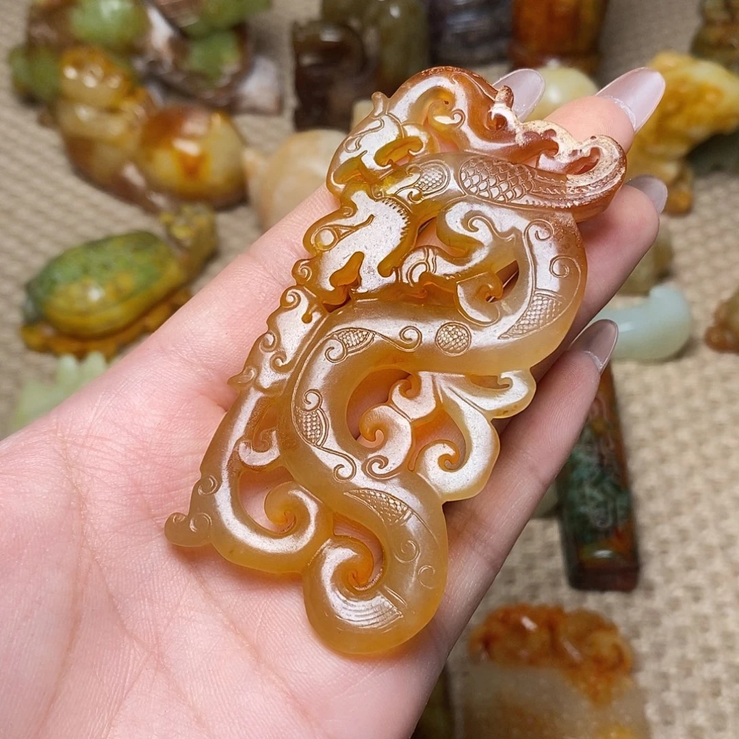 未镶嵌蛇纹石玉颈饰
