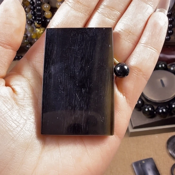 一***雍木质非金属平安无事牌