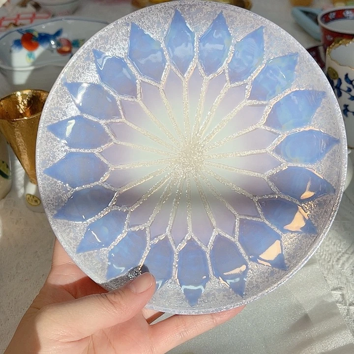 瓷片The first thing