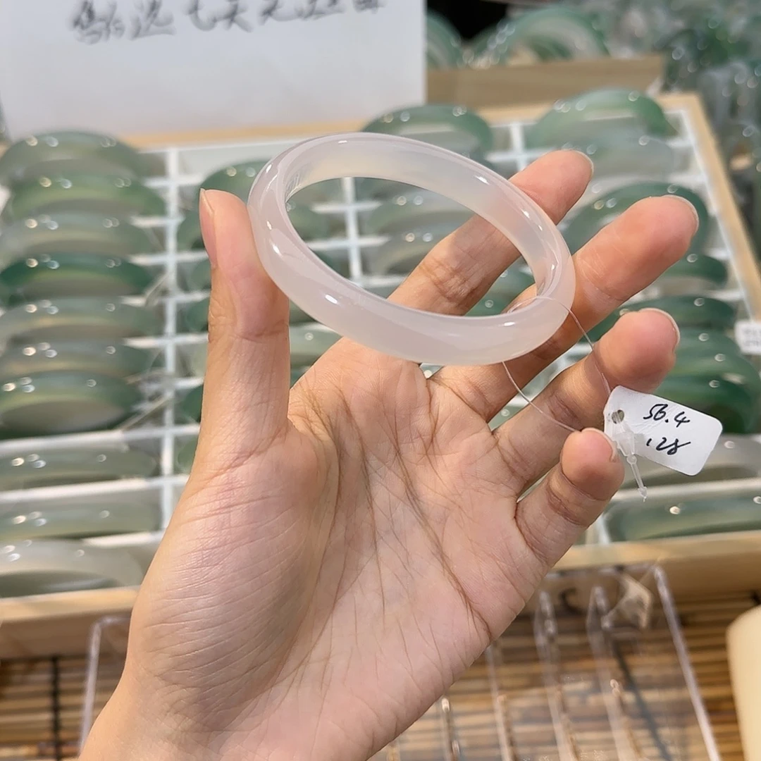 玛瑙/玉髓未镶嵌手镯圈口56.4