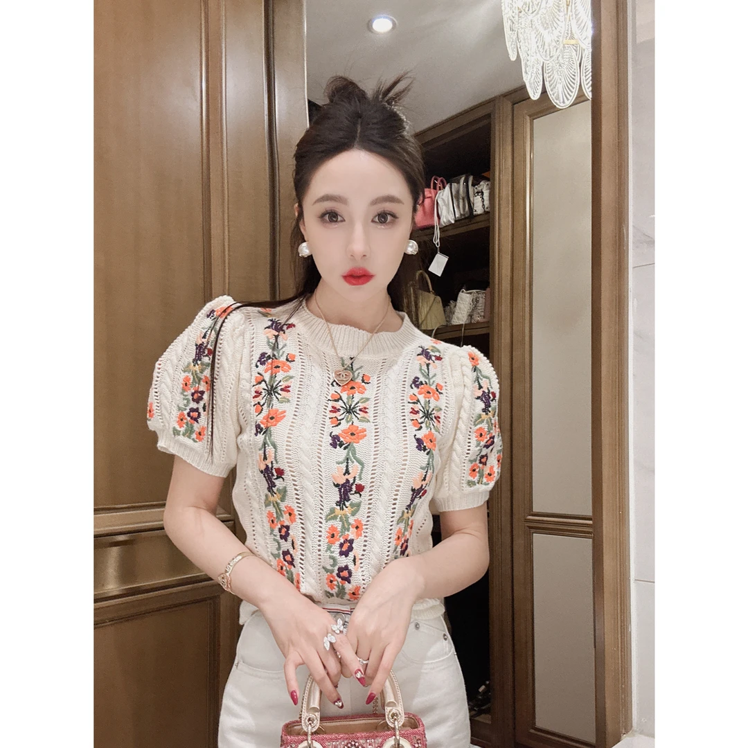重工白色花朵条纹针织上衣时尚气质镂空刺绣短袖T恤森系针织衫