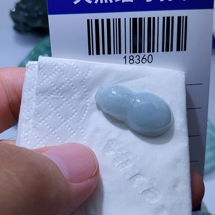 颈饰未镶嵌翡翠天光墟翡翠市场现金代购