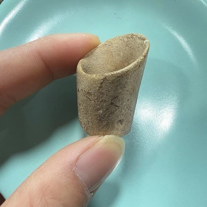 透闪石质玉未镶嵌挂件