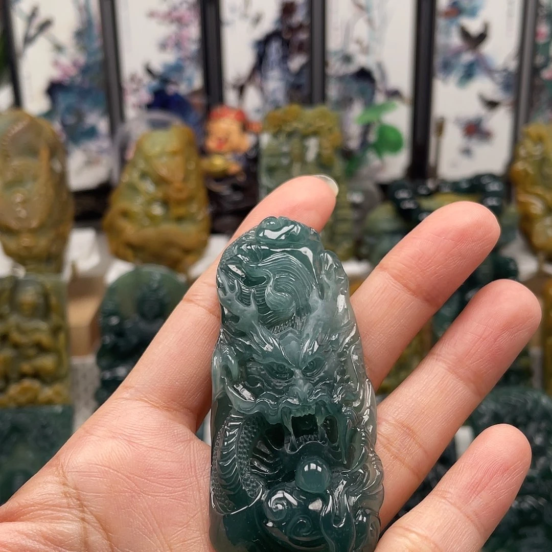 颈饰未镶嵌翡翠天然翡翠a货龙