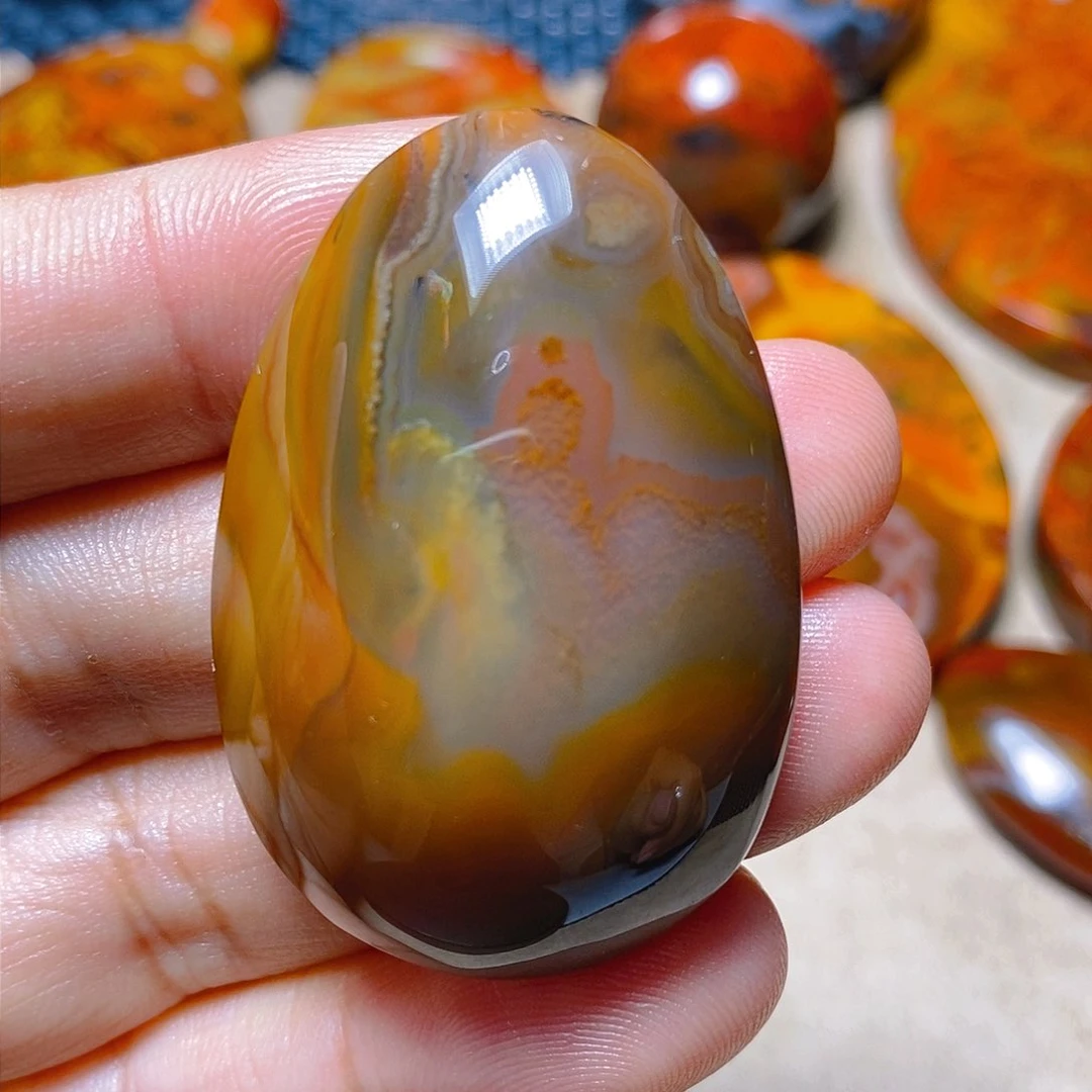 玛瑙/玉髓颈饰未镶嵌