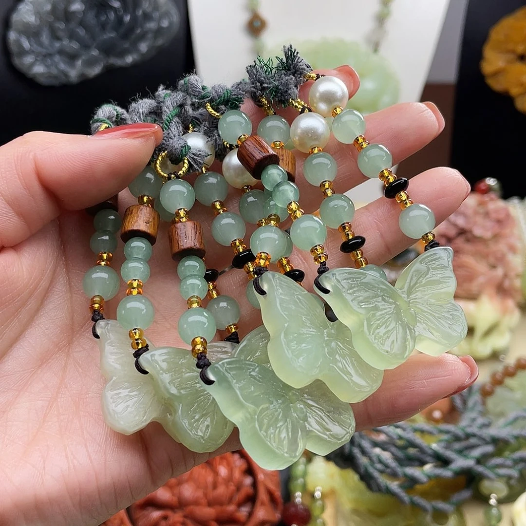 未镶嵌蛇纹石玉颈饰