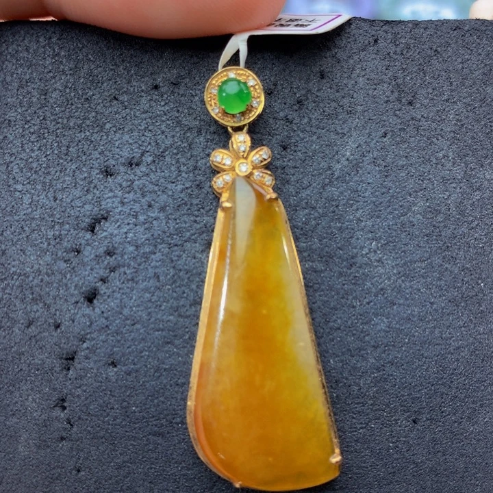 翡翠18K金镶嵌手链翡翠