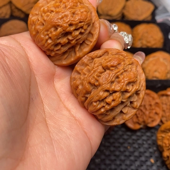 秦岭野生文玩核桃2