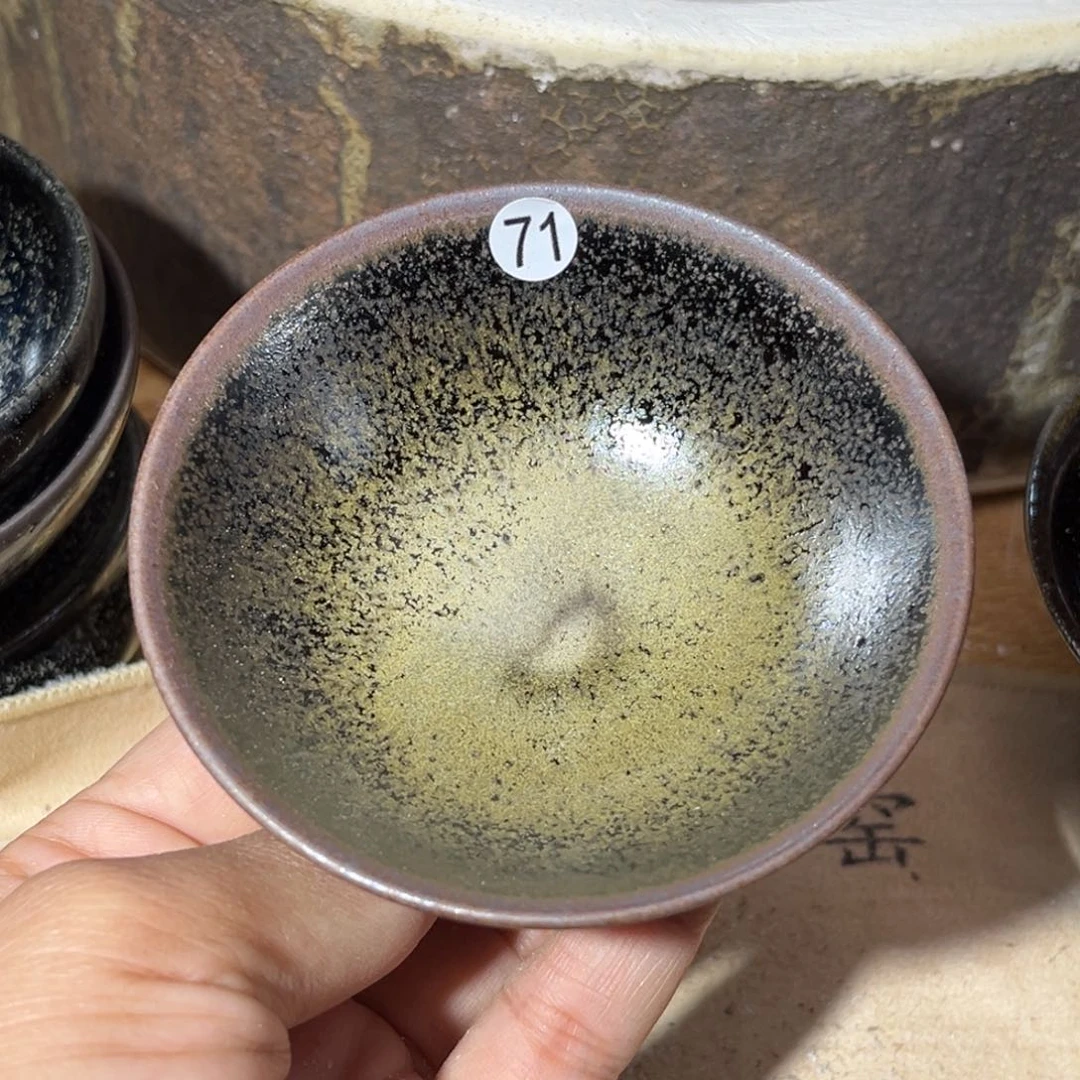 茶盏义兴龙窑坚持真柴烧