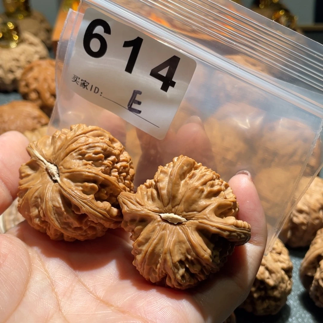 文玩核桃把件A****5白狮子