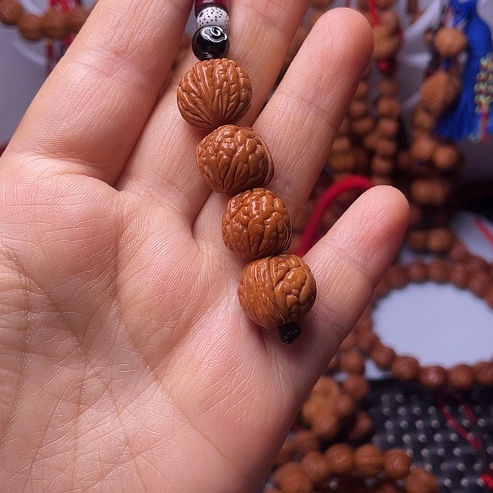 桃核吊坠龙纹桃枭