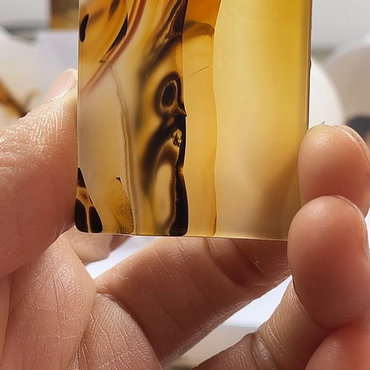 玛瑙/玉髓未镶嵌吊坠(不含链)