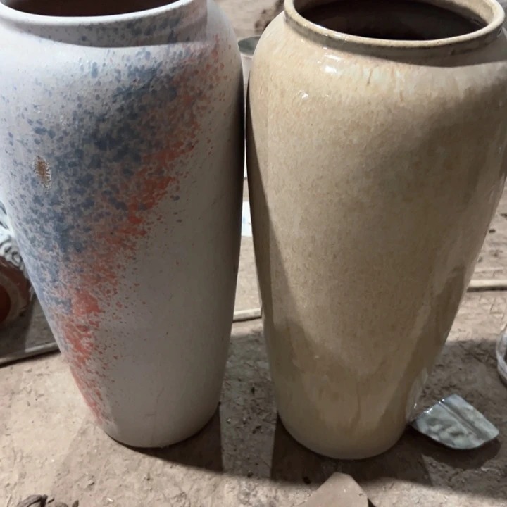 红陶瑕疵11/31”两个