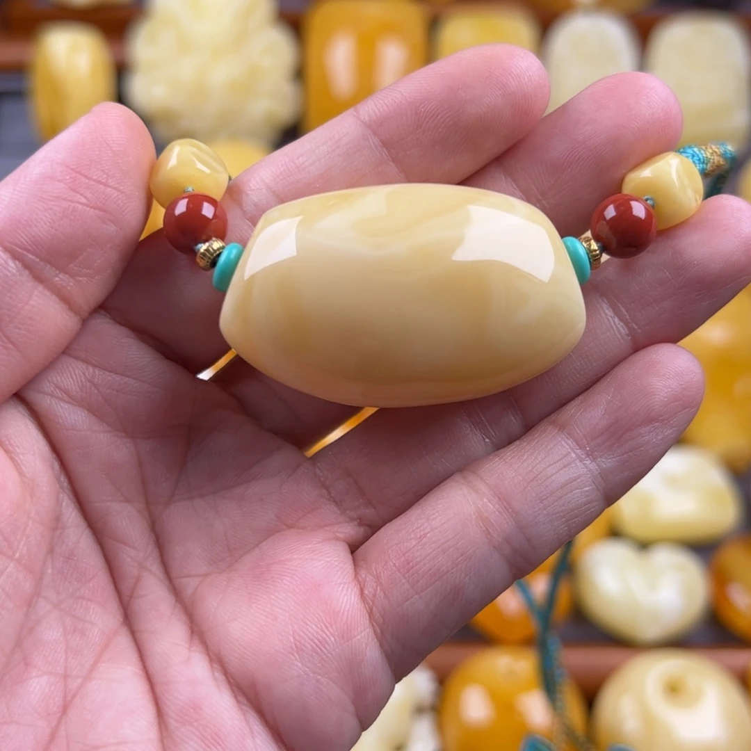 琥珀颈饰未镶嵌纯天然琥珀蜜蜡无优化