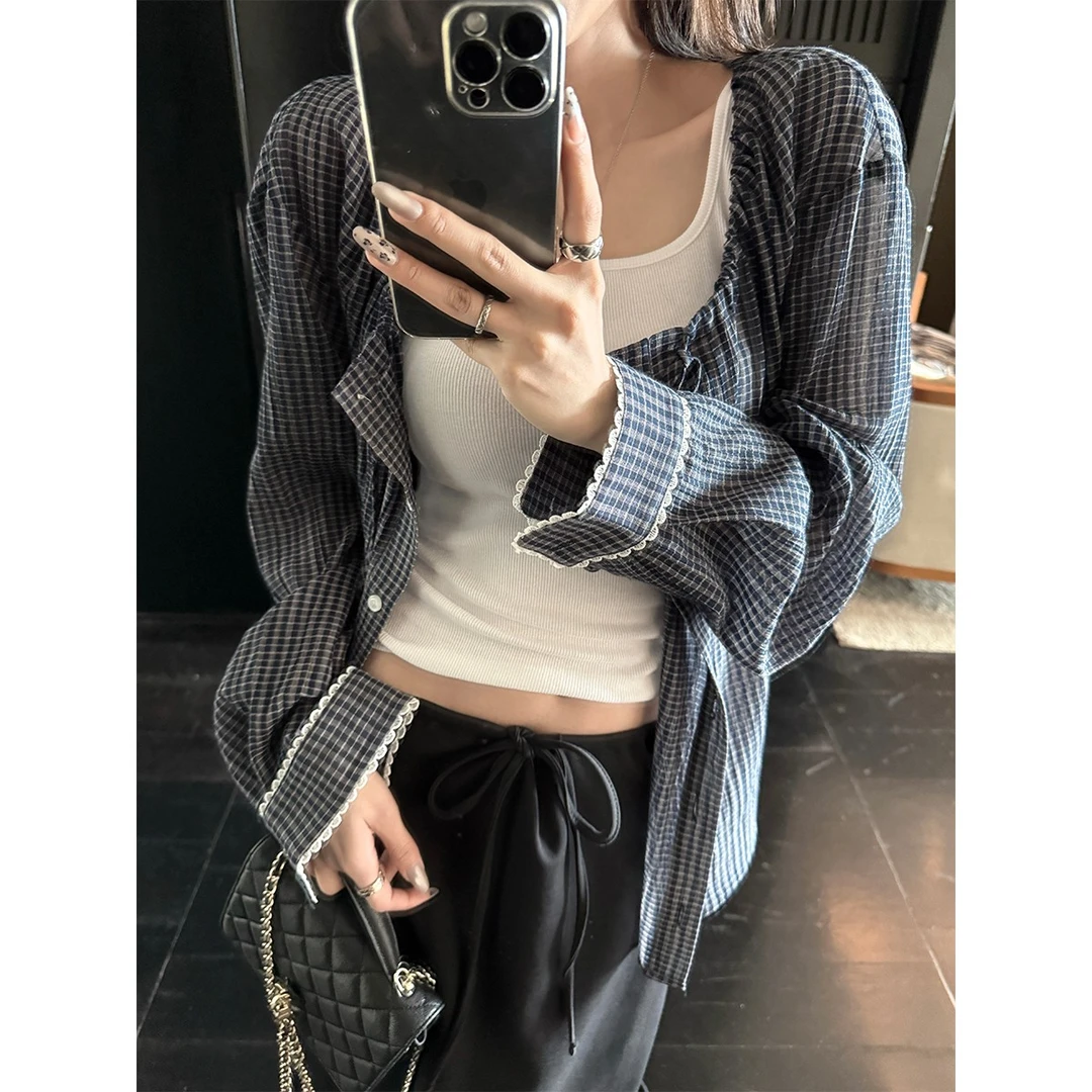 一眼就爱上的~设计款领口抽绳袖口蕾丝边防晒衫格子上衣外套女夏