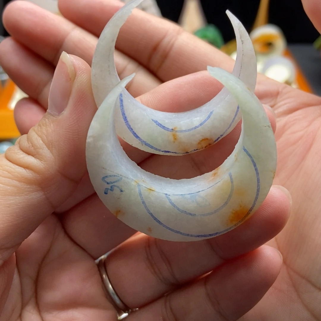 定制翡翠翡翠抛光未镶嵌七**e