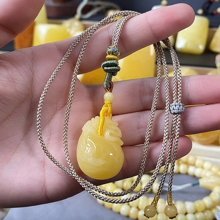 琥珀未镶嵌裸石钱袋子
