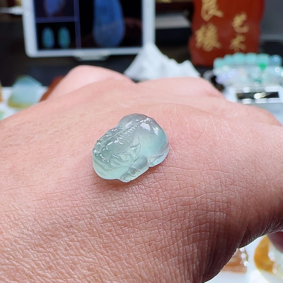 定制翡翠未镶嵌翡翠
