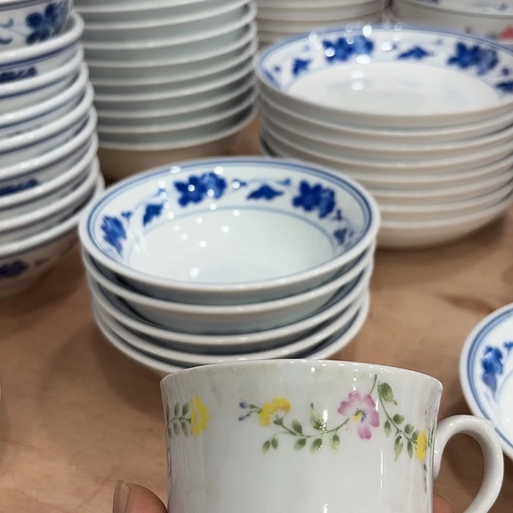 玲***然茶叶罐茶叶罐，茶叶罐微瑕